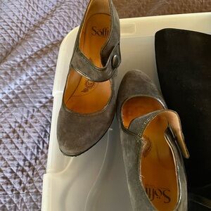 Bundle: Size 7.5 Loft Brand boots; 7.5 Sofft brand pumps